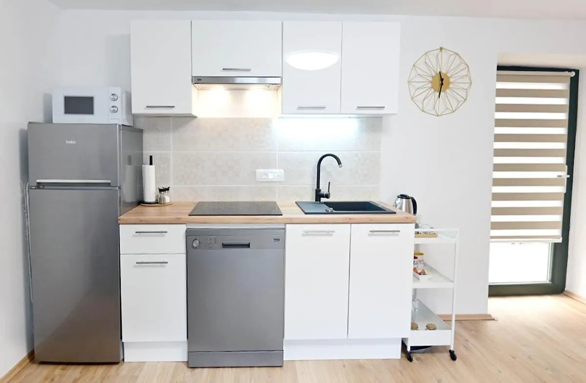 Apartment D & Studio L Dobrinj