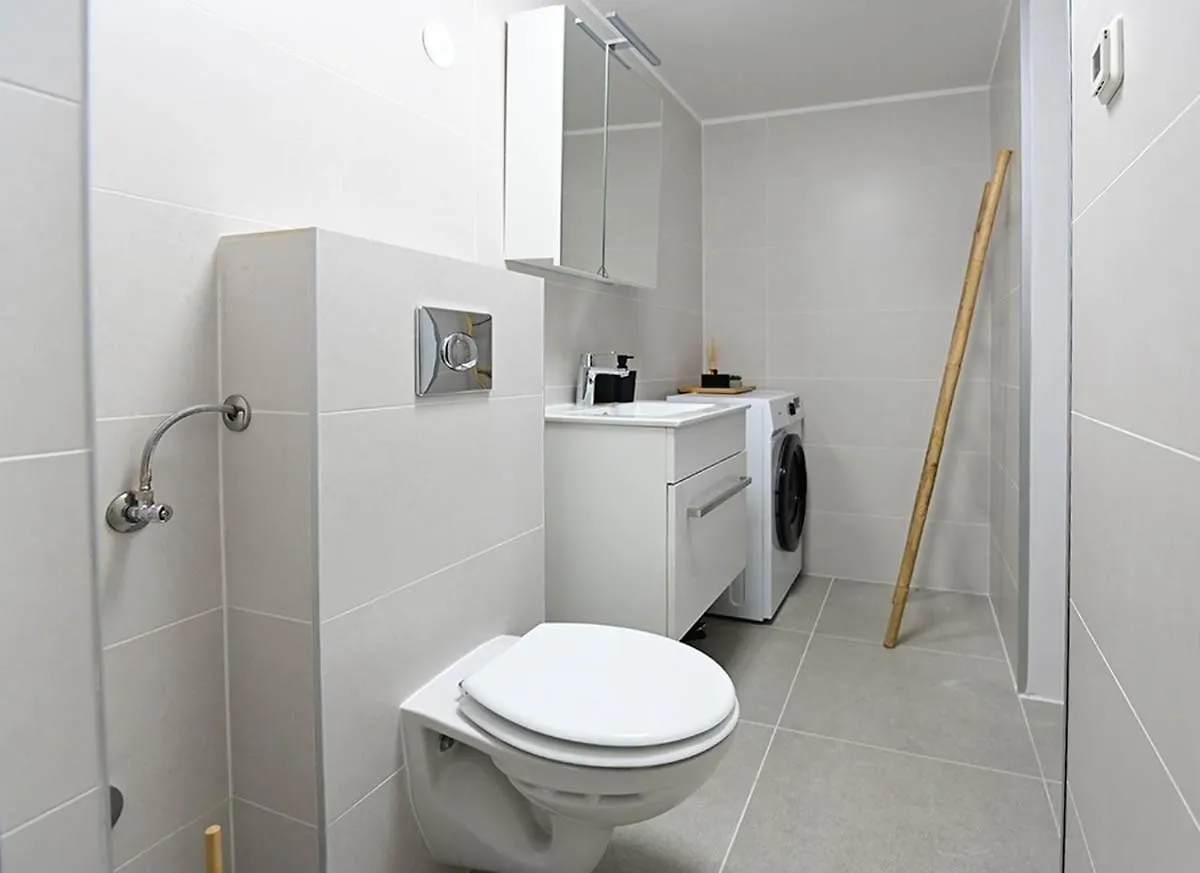 Apartment D & Studio L Dobrinj